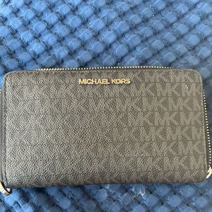Black, Michael Kors, wallet, great condition!